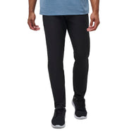 特拉维斯·马修(Travis Mathew